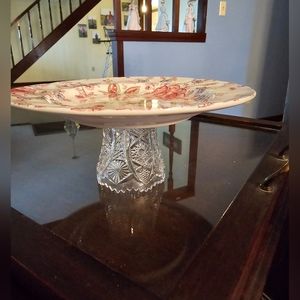 Flowered ceramic cake stand
